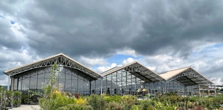 Wielkie otwarcie centrum handlowo-ogrodniczego Záhradníctvo Šujan